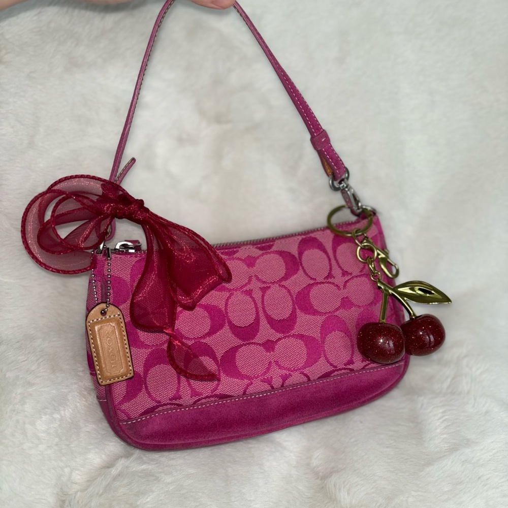 vintage coach hot pink signature Demi bag
